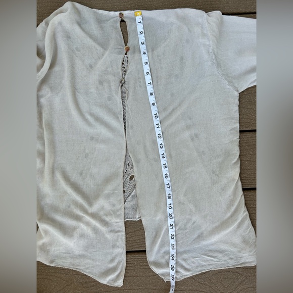 74.Women’s Italian BeigeTop
Size:M Petite - Picture 11 of 16